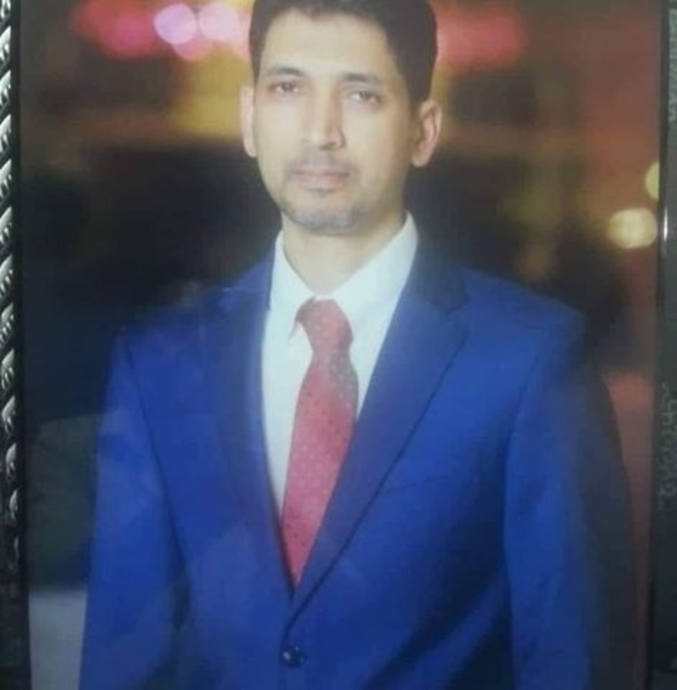 Meet your Posher, Faraz